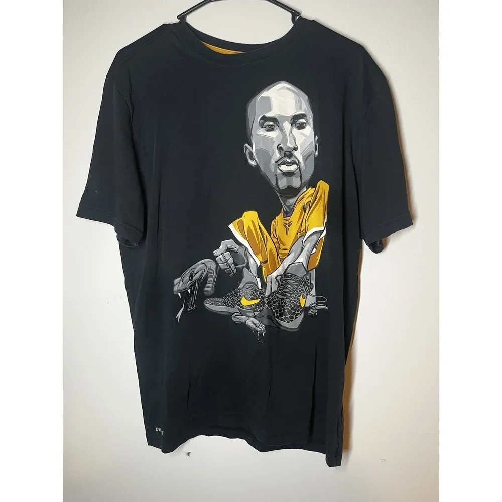 Nike Dri-FIT Kobe Bryant T-Shirt 'Comic Kobe' Men's Size Large